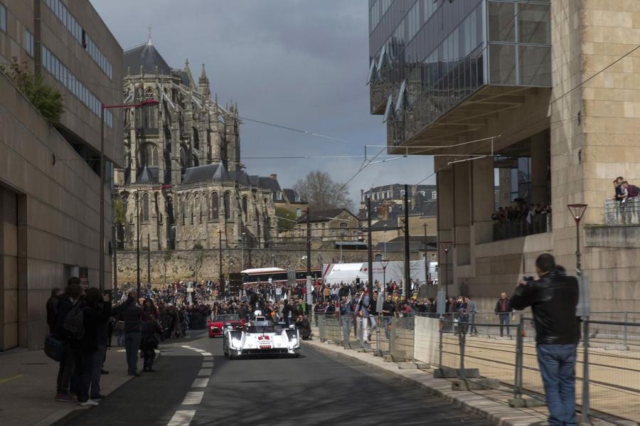  Audi R18 e-Tron Quattro 2014 года  (фото 24 из 91)